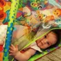 Бебешка активна гимнастика с музикален проектор Горско приключение - Playgro