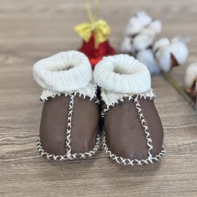 Меки бебешки буйки от агнешка кожа и вълна - Кафяви