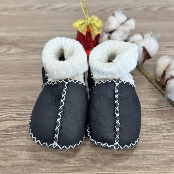 Меки бебешки буйки от агнешка кожа и вълна - Черни